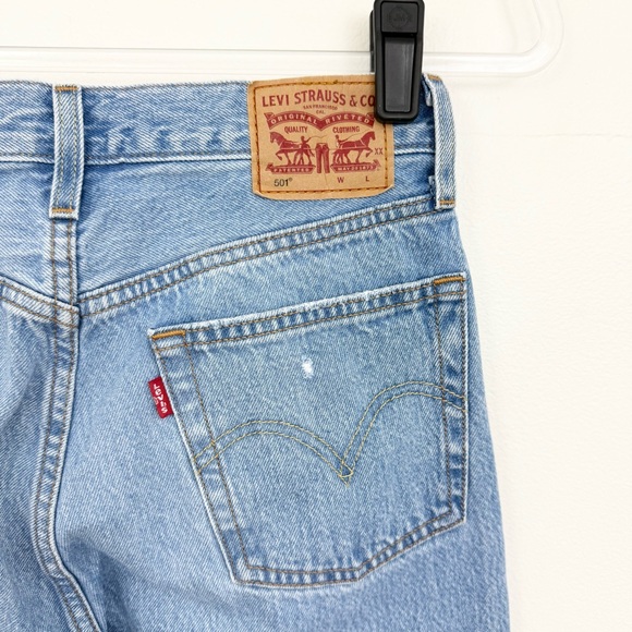 Levi’s 501 High Rise Distressed Jeans - Picture 2 of 5